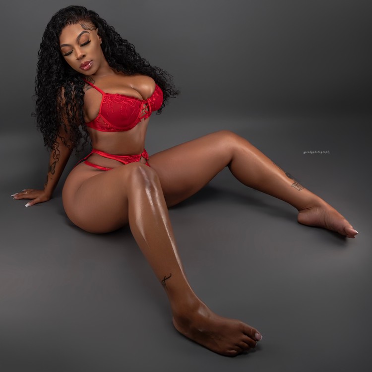 MALANI_MALANI_escort_image