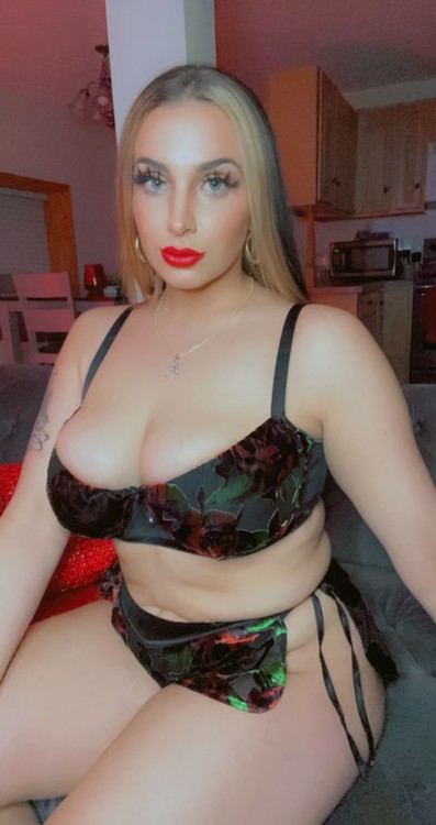 SinthiaxXx_escort_image