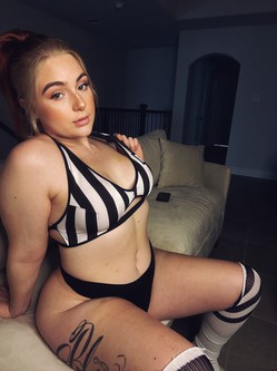 Nadianaughtyy_escort_image