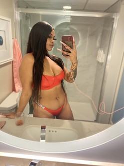 SensationalSunnny_escort_image