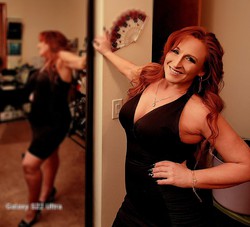 Phoenix Love 69_escort_image