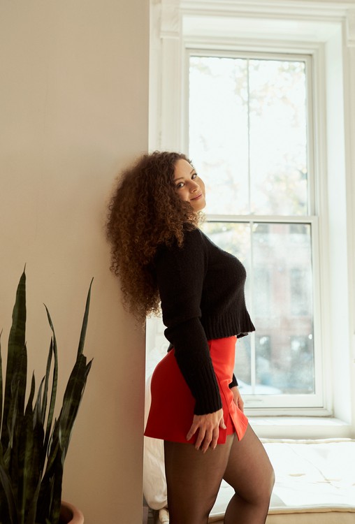 mackenziedaze_escort_image