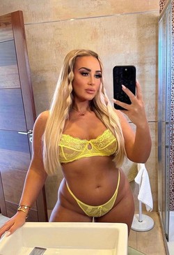 AliceSexy_escort_image