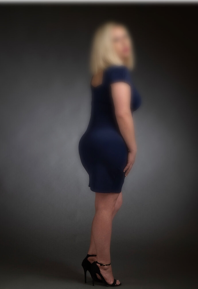 SAVANNAH FIELDS_escort_image