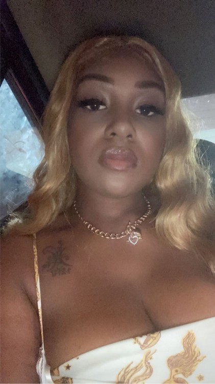 Uniquehustle_27_escort_image