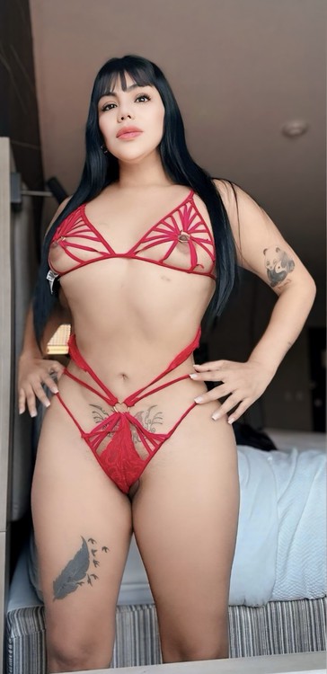 anastacias_escort_image