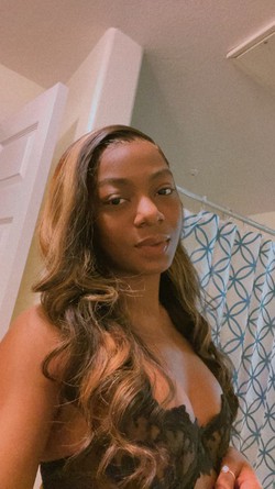 Lovekayla_escort_image