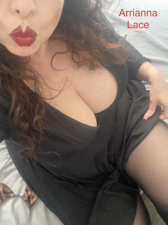 arrlace_escort_image