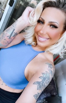 KellyBarbie143_escort_image