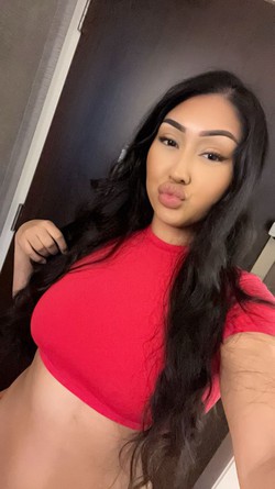 Selenaxoxo24_escort_image