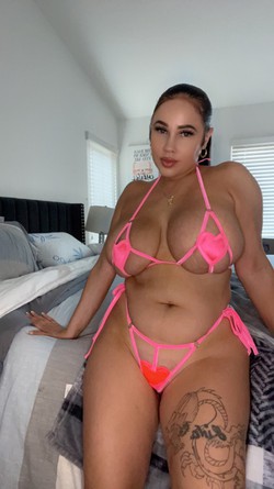 Cassiebaby_escort_image