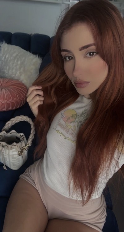 Heidibanks_escort_image