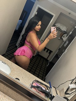 SensationalSunnny_escort_image