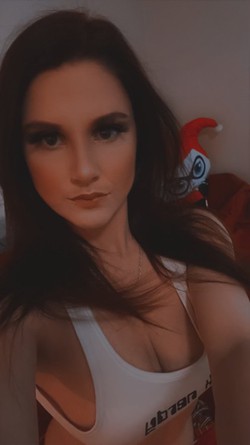 Image - 1 of Kandykhloee