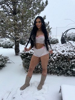 Image - 6 of xoxoariana