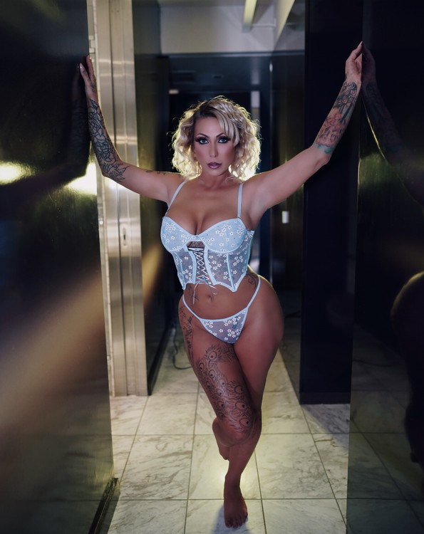 Image - 4 of LyricBlaze