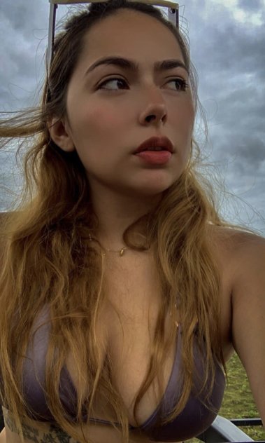 Image - 2 of Liliana