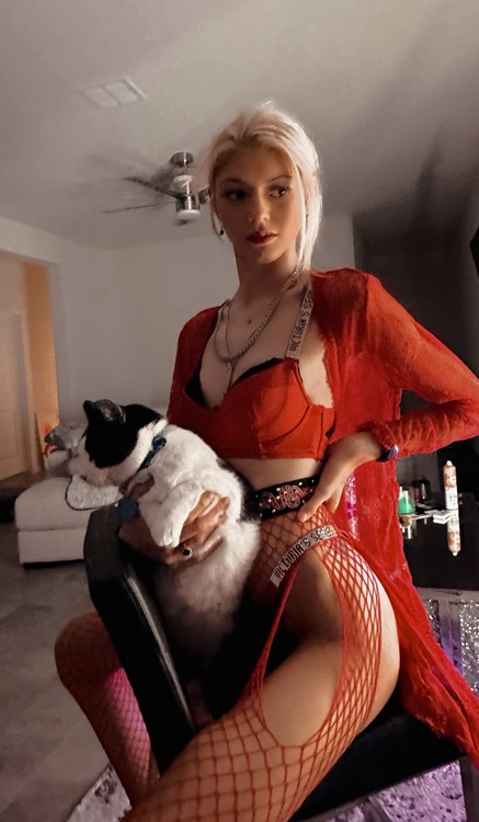 Image - 2 of SexxySimone7