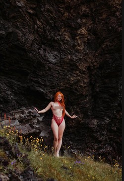 Image - 1 of ellesutton